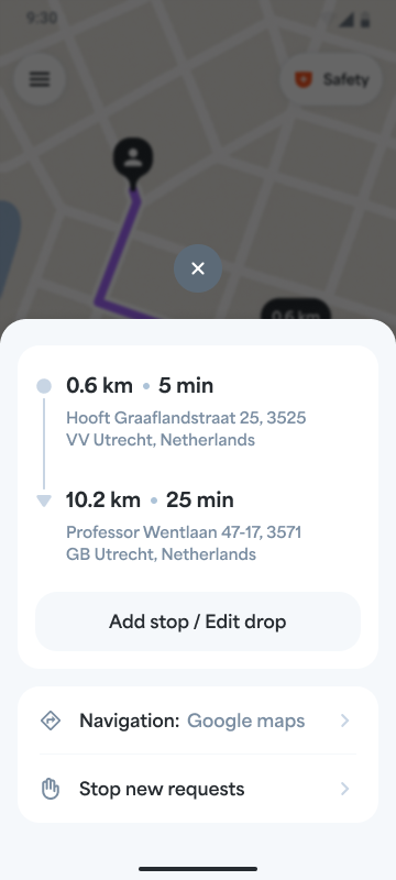 Lynx driver app: ride menu with navigation choice and stop new requests
